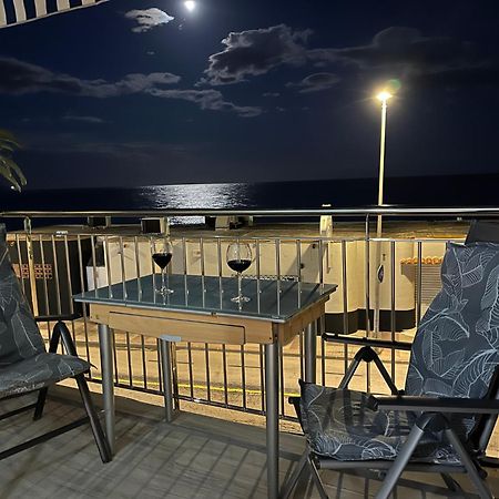 Estudio Con Impresionantes Vistas Al Mar Blanes Esterno foto