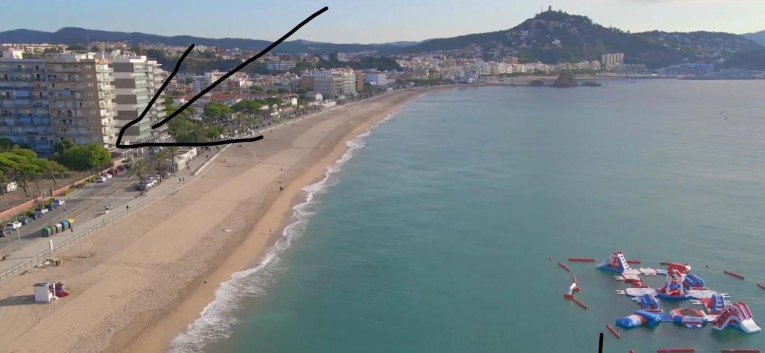Estudio Con Impresionantes Vistas Al Mar Blanes Esterno foto
